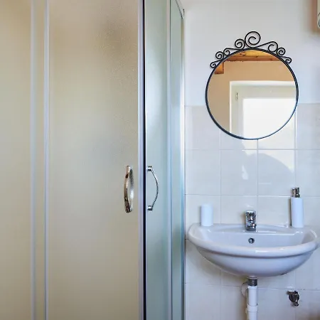 Daire Oro Del Lario-2 By Interhome *